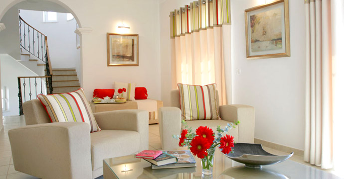 Quinta Da Encosta Velha - Santo Antonio Villas, Golf & Spa - Image 3