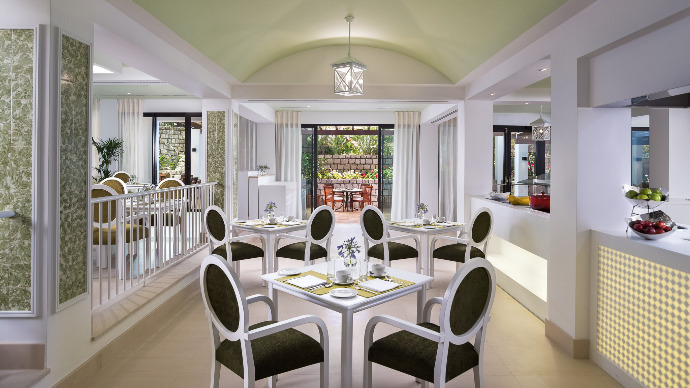 Pine Cliffs Hotel Luxury Resort & Spa - Image 24