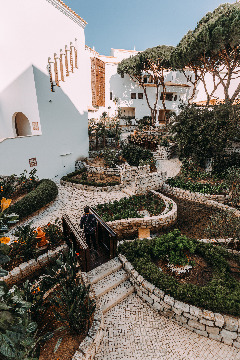 Pine Cliffs Hotel Luxury Resort & Spa - Image 4