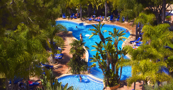 Ria Park Garden Hotel - Image 2