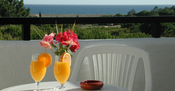 Ria Park Garden Hotel - Image 7