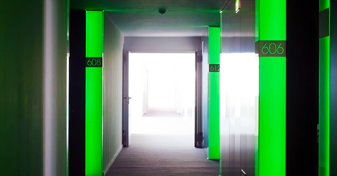 Yellow Lagos Meia Praia - Image 12