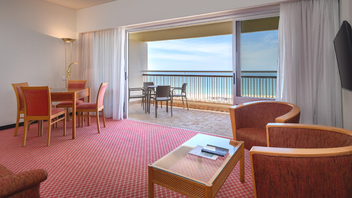 Pestana Delfim - Image 4