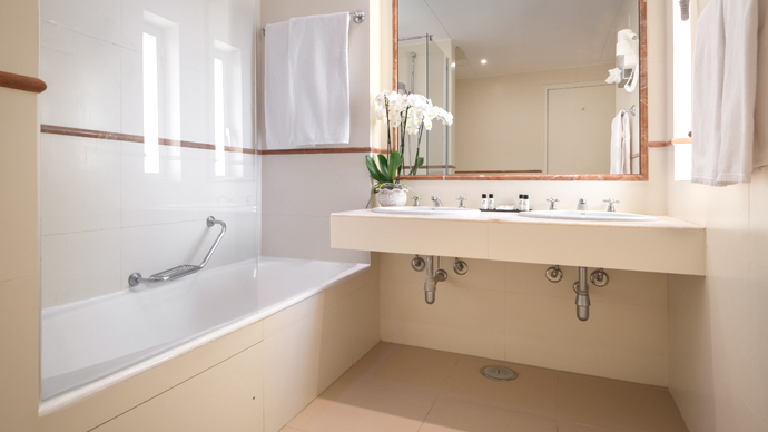 Pestana Delfim - Image 8