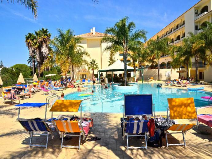 Mirachoro Praia - Image 16