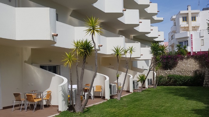 Alvormar Apartments - Image 2