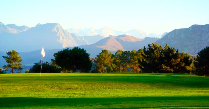 Spain golf courses - La Rasa de Berbes Golf Course