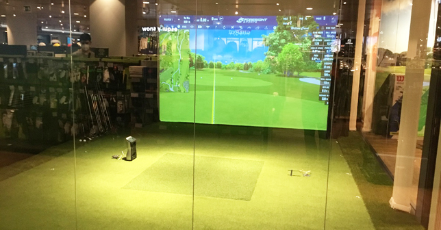 El Corte Inglés opens in Madrid a golf simulator