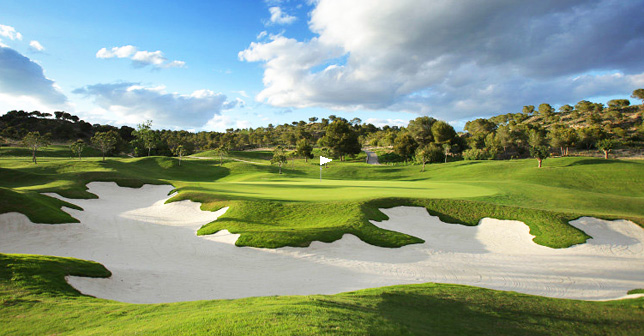 Las Colinas Golf & Country Club