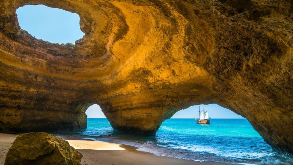 Gruta de Benagil - Algarve