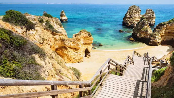 Portugal Golf Holidays - Algarve tourism recovers