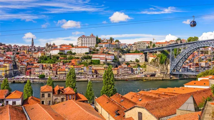 Porto ranked as the top trending destination for UK tourists for this summer