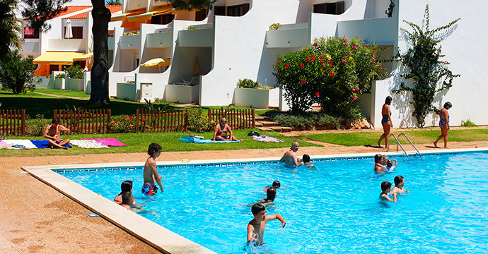 Alfarrobeiras Apartments Vilamoura - Image 2