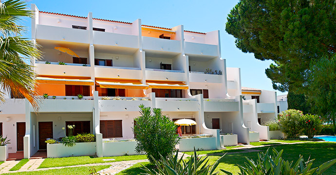 Alfarrobeiras Apartments Vilamoura - Image 4