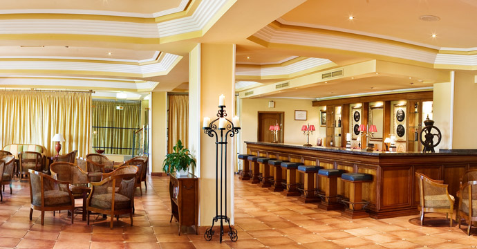 Ria Park Hotel & Spa - Image 10