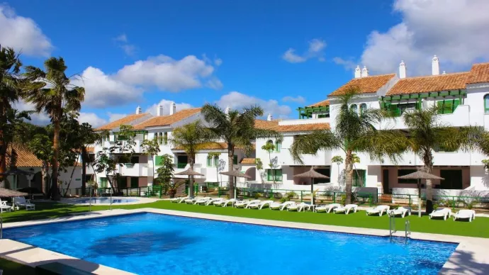 Spain golf holidays - Hotel Apartamentos Manilva Sun - 3 Nights SC & 2 Golf Rounds