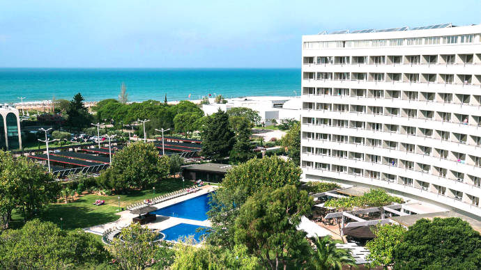Dom Pedro Vilamoura