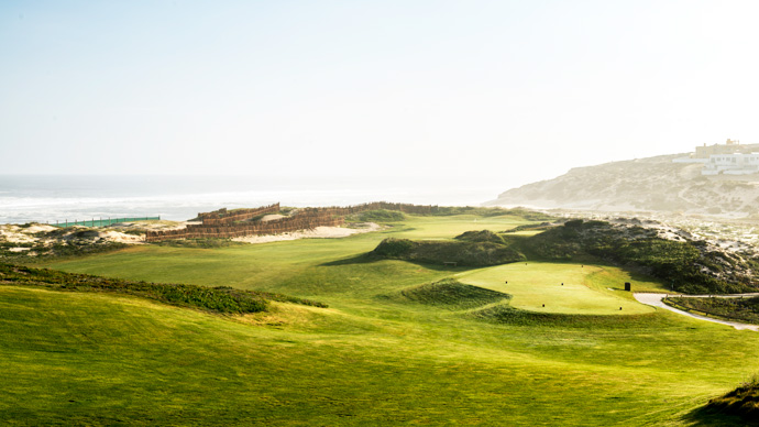 Portugal golf courses - Praia Del Rey - Photo 12