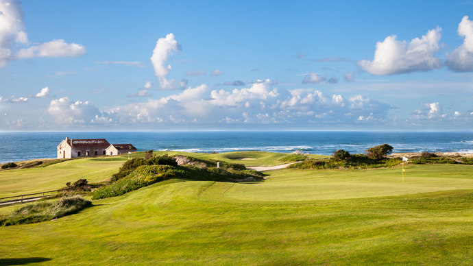 Portugal golf courses - Praia Del Rey - Photo 16