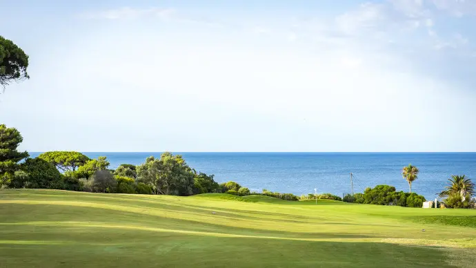 Portugal golf courses - Quinta da Marinha - Photo 11