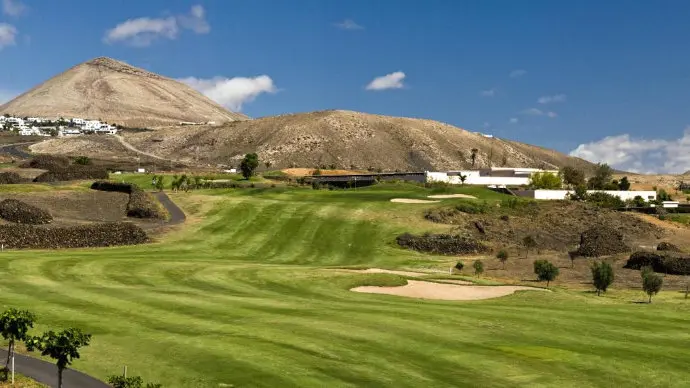 Spain golf courses - Lanzarote Golf Course - Photo 10