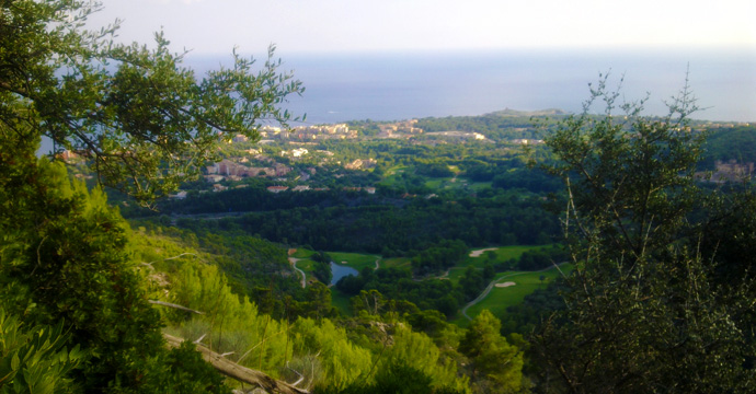 Spain golf courses - Real Golf Bendinat - Photo 2