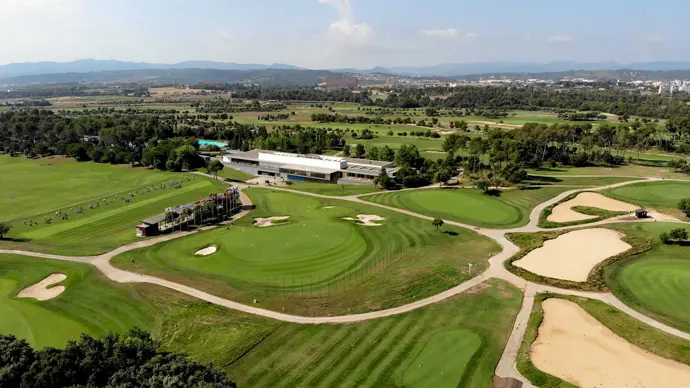Spain golf courses - Real Club de Golf El Prat - Photo 8