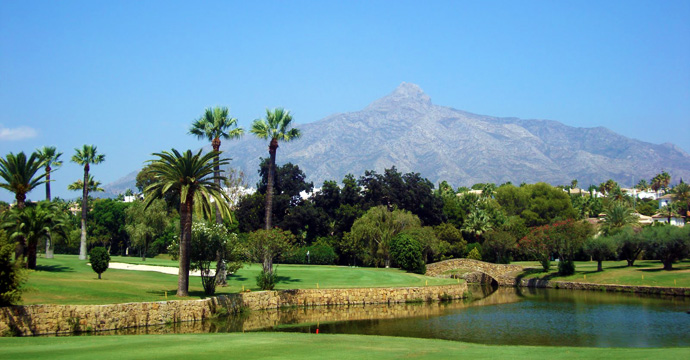 Spain golf courses - Costa Brava Golf Course Green - Photo 2