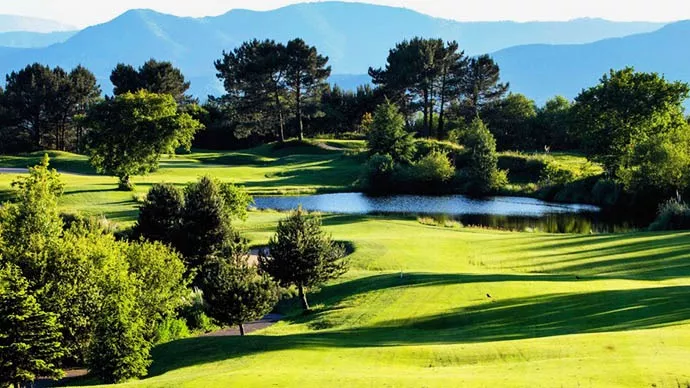 Spain golf courses - Uraburu Golf - Photo 8