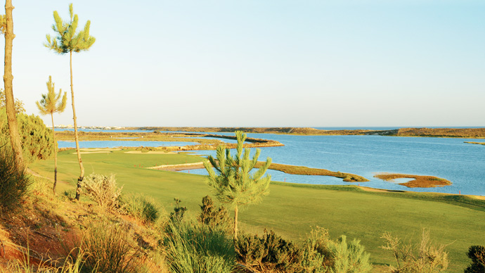 Portugal golf courses - San Lorenzo Golf Course - Photo 6