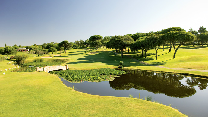 Portugal golf courses - Pinheiros Altos - Photo 17