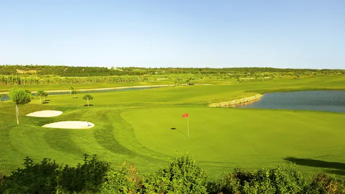 Portugal golf courses - Pinheiros Altos - Photo 11