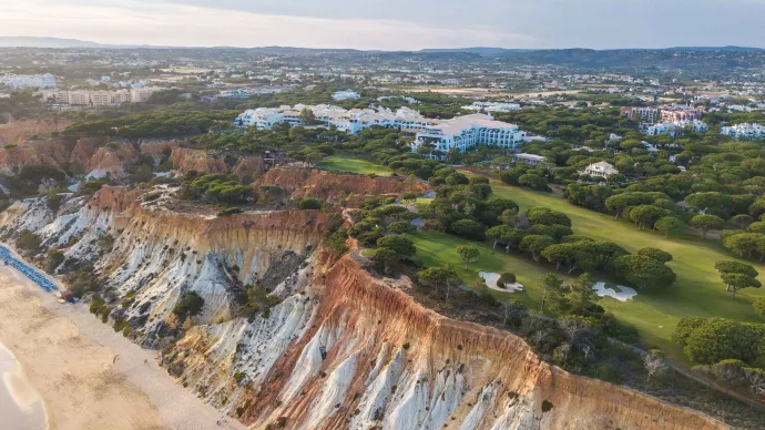 Portugal golf courses - Pine Cliffs Golf - Photo 8