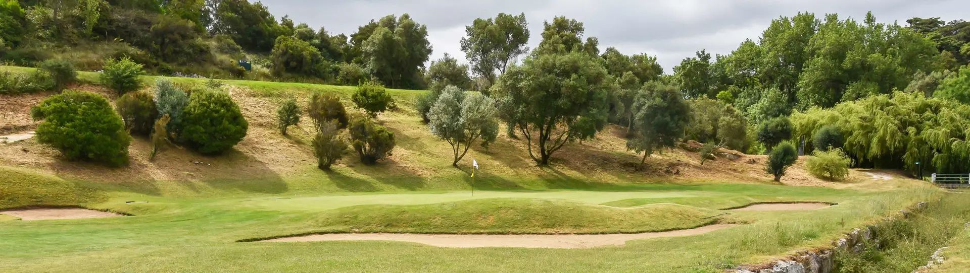 Portugal golf courses - Lisbon Sports Club - Photo 1
