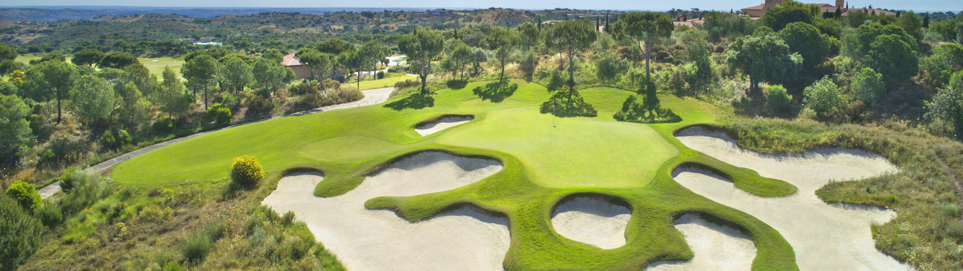 Portugal golf courses - Monte Rei North Golf Course - Photo 3