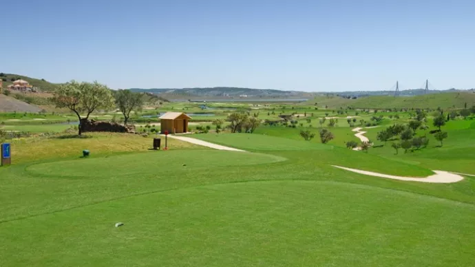 Portugal golf courses - Quinta do Vale Golf Course - Photo 13