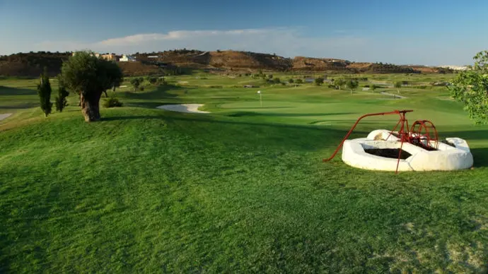 Portugal golf courses - Quinta do Vale Golf Course - Photo 12
